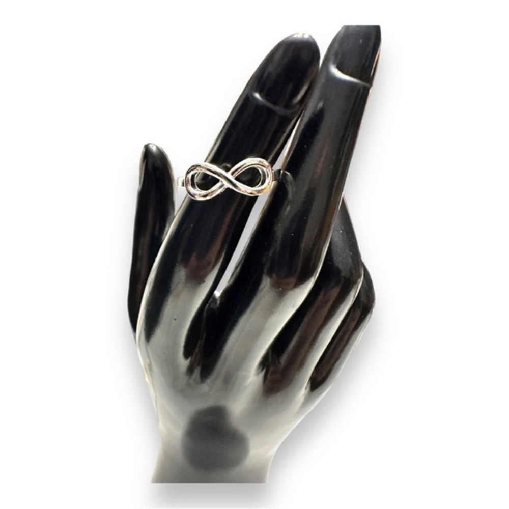 4/$25-  7pc Stacking Ring Set - Picture 6 of 6